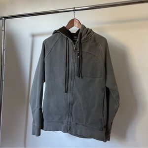 Men's Gray Zip-Up Sweater